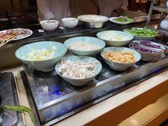 自助取餐区-唐拉雅秀酒店-西锦汇空中BBQ·思创餐厅