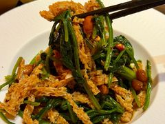 -耶里夏丽·新疆菜·28年喀什老馆(田林东路店)