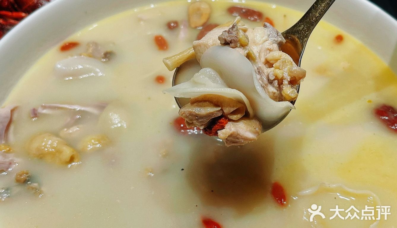 我真的好爱滨江这家餐厅，一周吃三次～