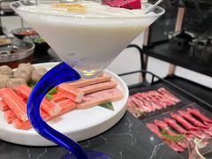 -红鼎豆捞·非遗鲍皇汤火锅(宝丰路店)