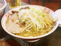 -拉面莊夢語＆中华料理八椿