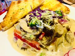 奶油蘑菇培根意面-遇见西木美式餐厅(体育路店)