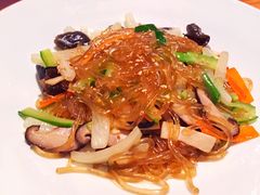 -萨拉伯尔水源素问店·韩国宫廷料理(人民路店)