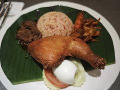 -关夫人餐厅(阳光广场店)