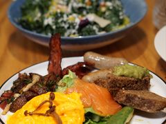 -Common Table · Brunch & Coffee
