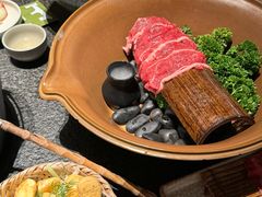 -三出山火锅(南京万象天地店)