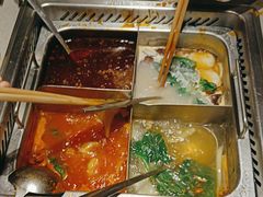 -海底捞火锅(金山百联店)