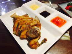 鲳鱼-皇后餐厅-煲仔·小菜·打边炉(古北店)