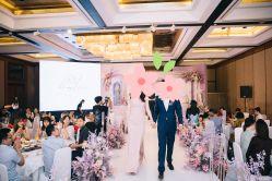-南京宝娜嫁衣婚纱礼服馆(中央路店)