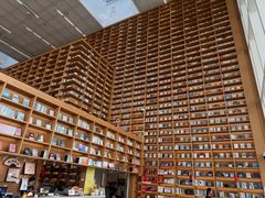 -朵云书院(滴水湖店)