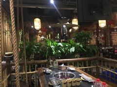 -唇辣号重庆老火锅(燕郊鑫乐汇店)