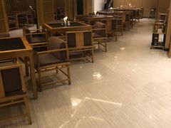 大堂-鱼鲜饭香·招牌汽锅剁椒鱼头王