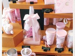 零售区-星巴克(新达汇三林店)