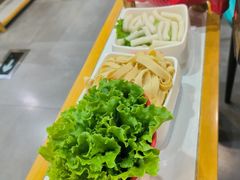 -浪里寻·臻牛养生牛肉火锅(方圆荟店)