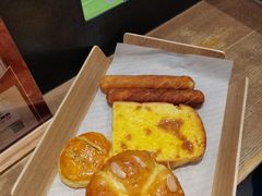 -爱达乐面包生日蛋糕(华油路店)