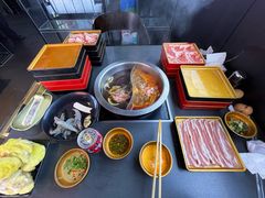 -牛武士寿喜烧·和牛火锅自助(全球首店)