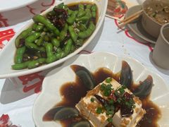 -肥肥虾庄·金牌油焖大虾(汉口城市广场店)
