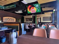 -曼听小寨海鲜烧烤·大连辣炒大王(盖州街店)