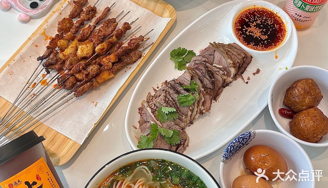 兰州料理都已经卷成这样了！