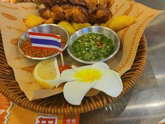 -小小集渔·泰式大排档(太古里香槟店)