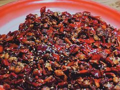 吃不得辣子鸡-先启半步颠小酒馆(万风新天地店)