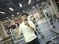 -立峰超越健身中心(先天下店)