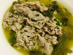 酸汤肥牛-新世界餐厅(万达店)