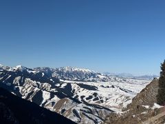 -丝绸之路山地度假区滑雪场