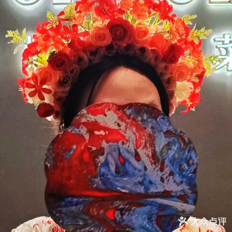 深圳也有了!!可以免费簪花和漂漆的餐厅