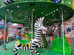 -顺德大良半月城游乐场