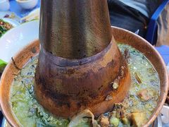 -一口猪海鲜浑锅·东北家常菜