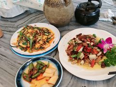 -四方小吃·白族庭院餐厅