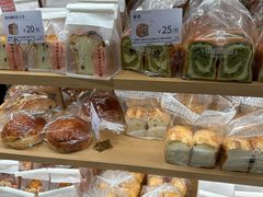 -山崎面包(静安久光店)