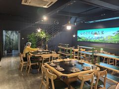 -鹿鸣山草本茶香火锅(园西路店)