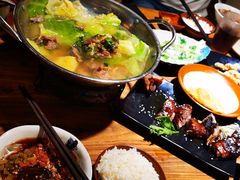-肖四女乐山跷脚牛肉(南汇大学城生活广场店)