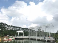 -迪茵湖田家舍生态农场