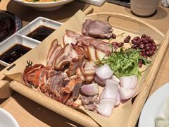 -关东小磨东北菜(上海长风大悦城店)