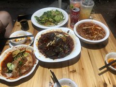 -勇猛子川菜馆(新军路店)