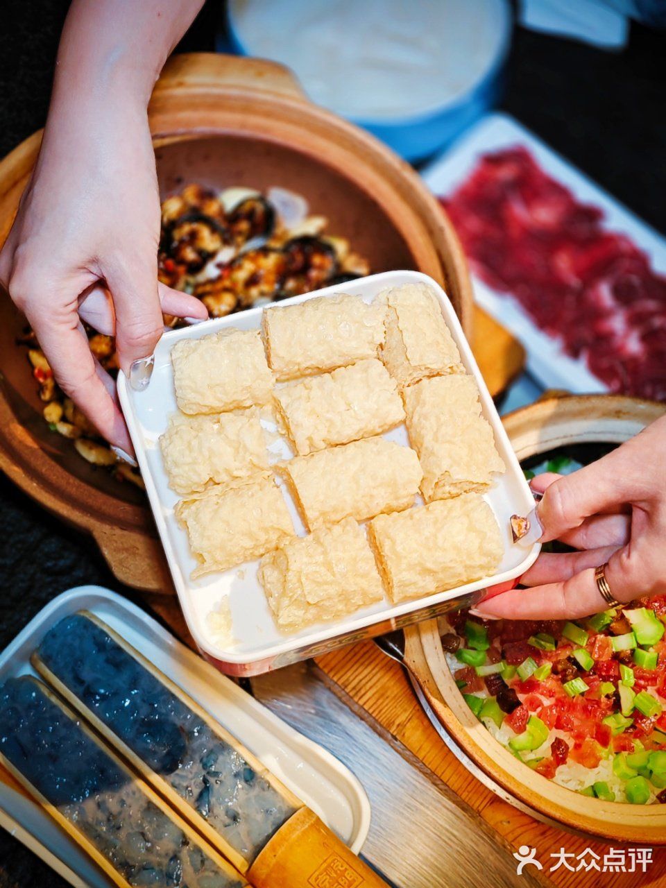 今天吃醉东庐榴莲鸡煲，吃完还想吃