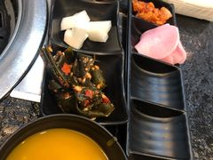-烤路里·韩国品质自助烤肉(石路天虹4号店)