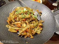 -新李记 · 口味菜馆(南郊公园店)