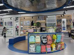 -YONEX苗江运动城(源深店)