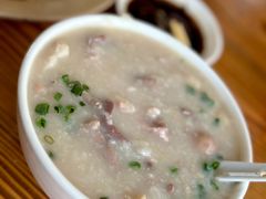 -洲心明记烧肉大粥(总店)