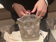 -LV路易威登(德基广场店)
