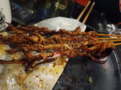 -何师烧烤·香辣蟹·川菜·30年老品牌(太古里旗舰店)