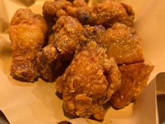 炸鸡翅一半一半-富乐满韩国正宗炸鸡韩国料理(虹泉路店)