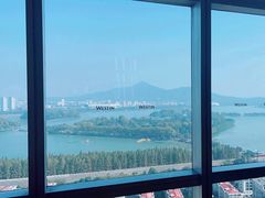 -湖景知味西餐厅•自助餐• 轻食(南京金茂威斯汀大酒店)