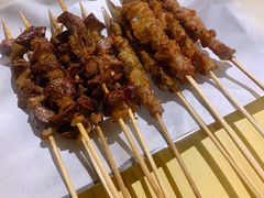 碳烤羊肉串-小田油焖小龙虾(双井店)