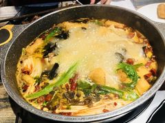 -鸡遇虾煲干锅火锅(小寨金莎店)