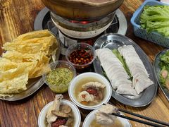 -威邵鸡煲(西华路总店)